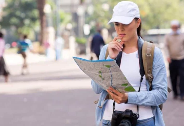 Traveller choosing Tripplanner