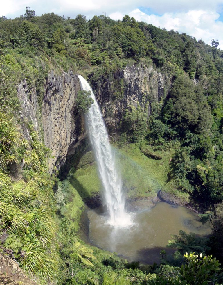 1920px Waireinga Falls 768x980